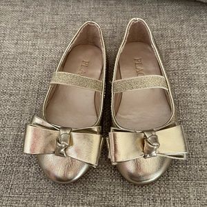 Gold 6t flats!!